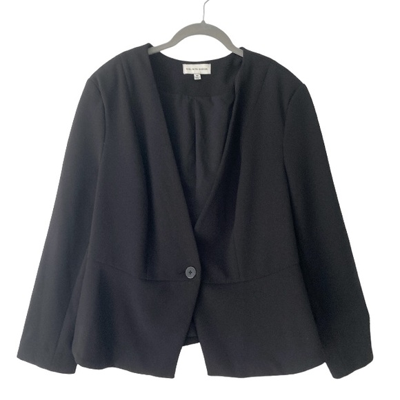 Girl With Curves Black Jacket Sz:1x - Picture 1 of 3